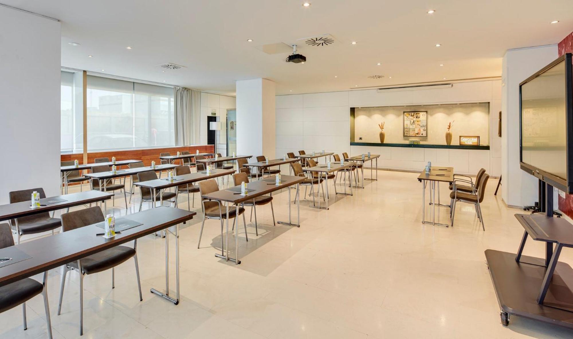 Sercotel Ab Rivas Exterior photo